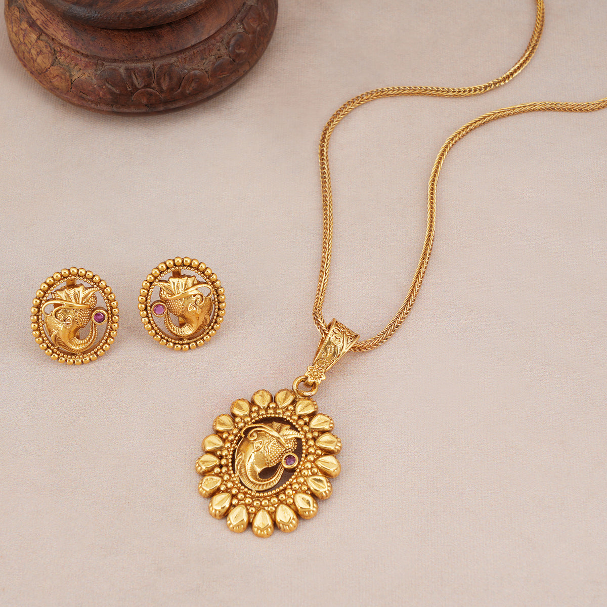 Beautiful antique gold ganesh pendant set