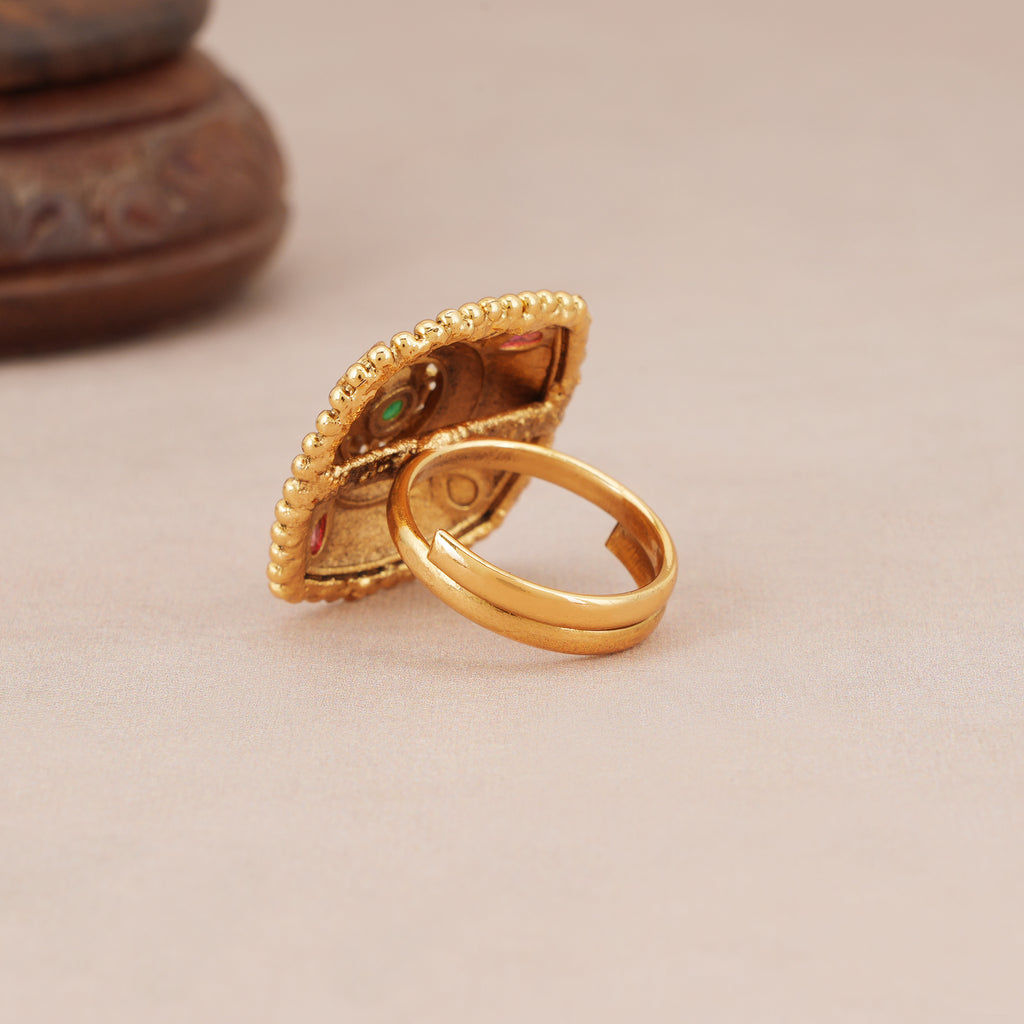 Beautiful antique gold stone finger ring