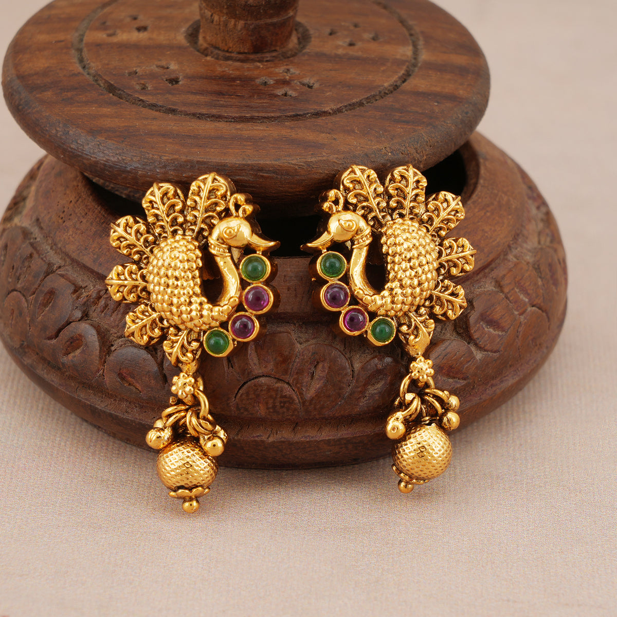 Stunning long antique gold stone maa lakshmi pendant set
