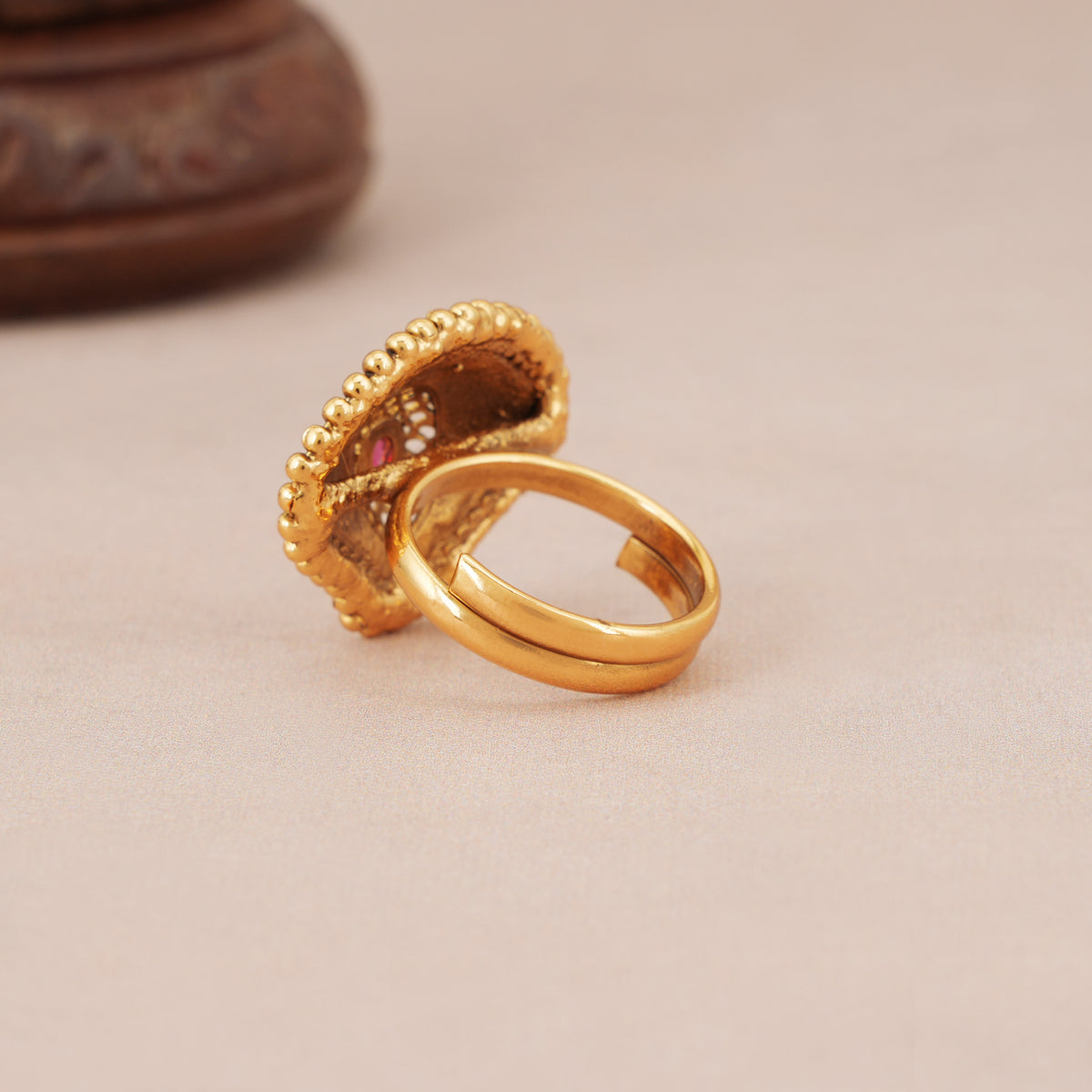 Beautiful stone antique gold adjustable finger ring