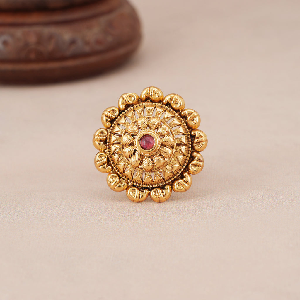 Antique gold beautiful stone adjustable finger ring