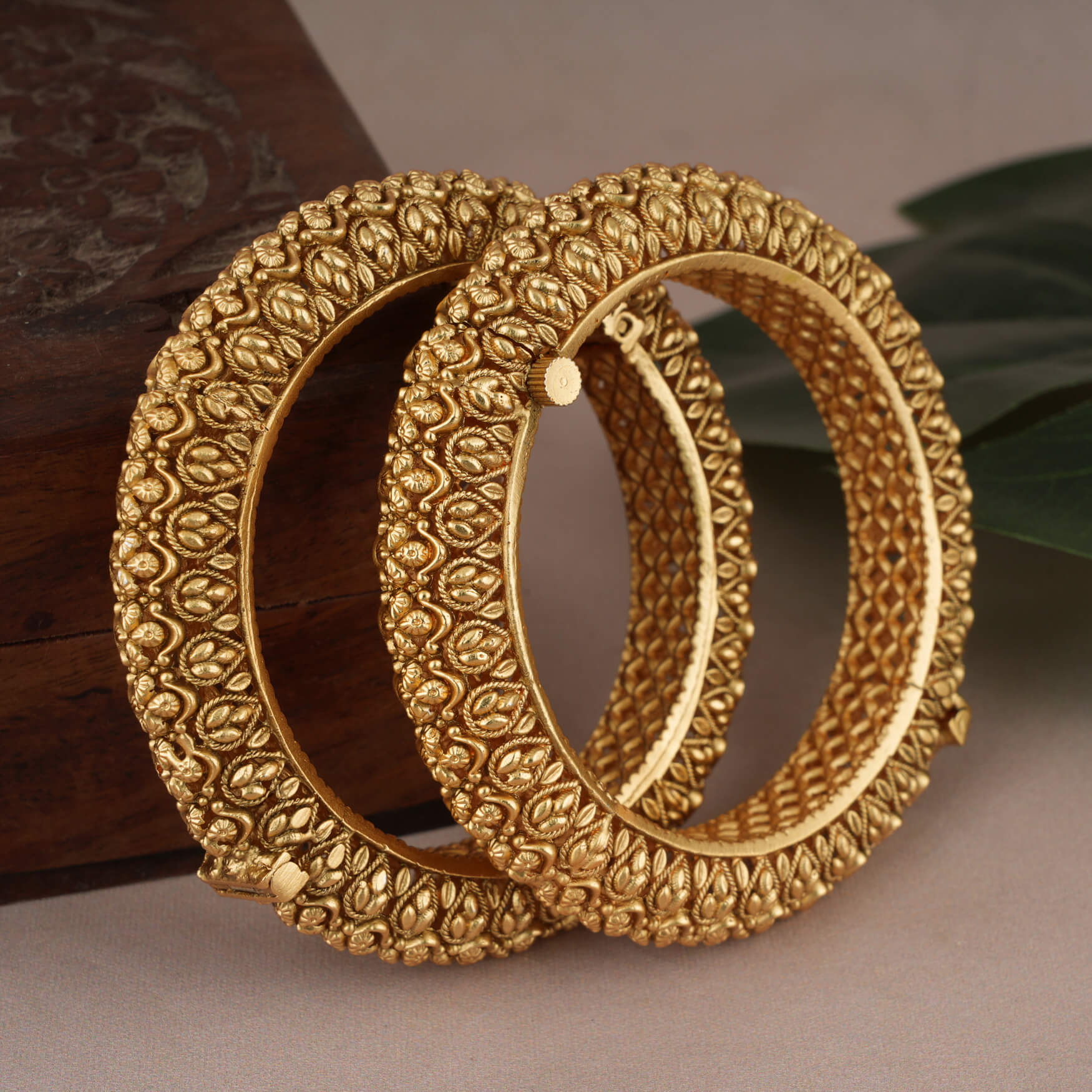 Antique Gold Bangles Bangle Set Online Gold Plated Antique Ruby