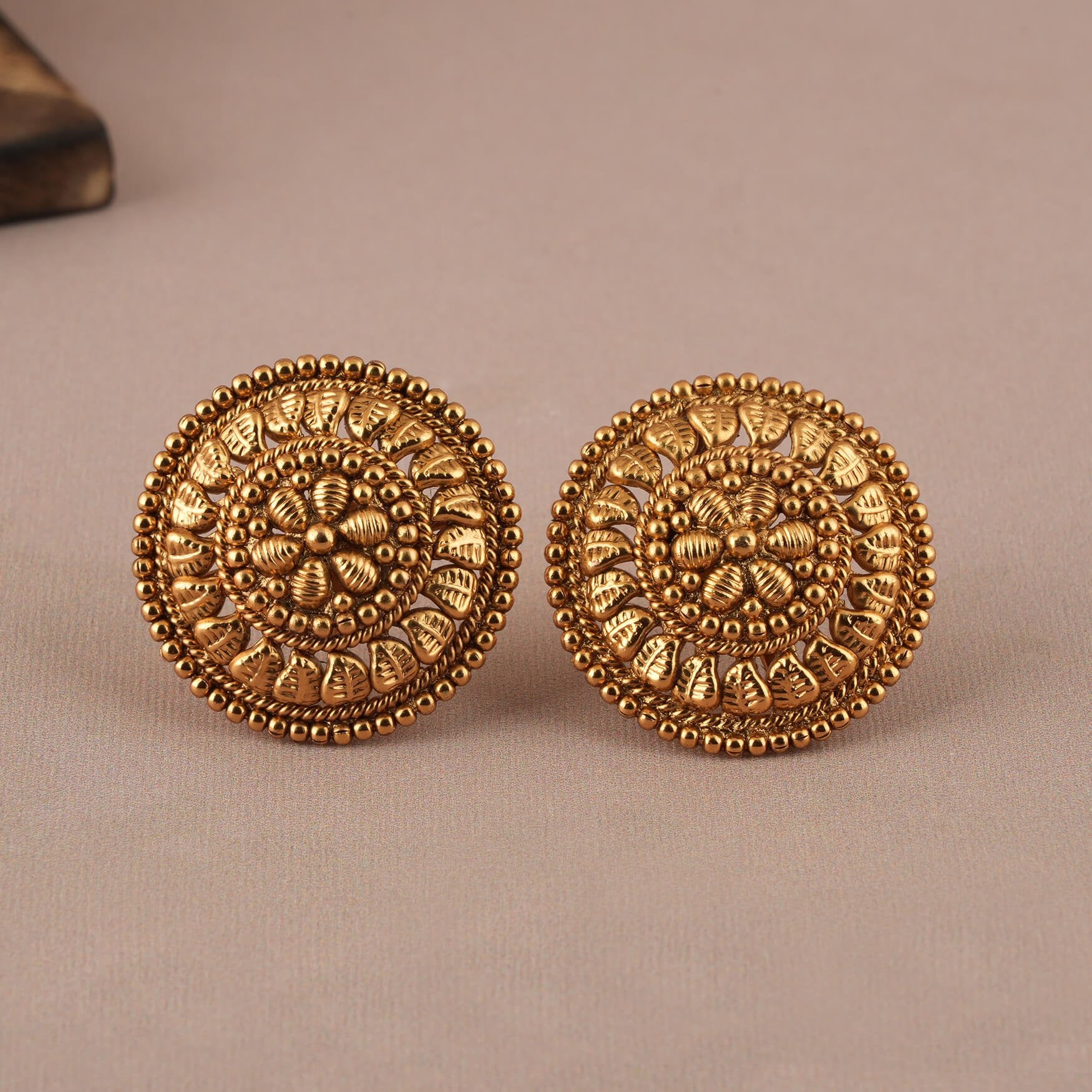 Antique gold floral muticolor jhumka earring Free Cod