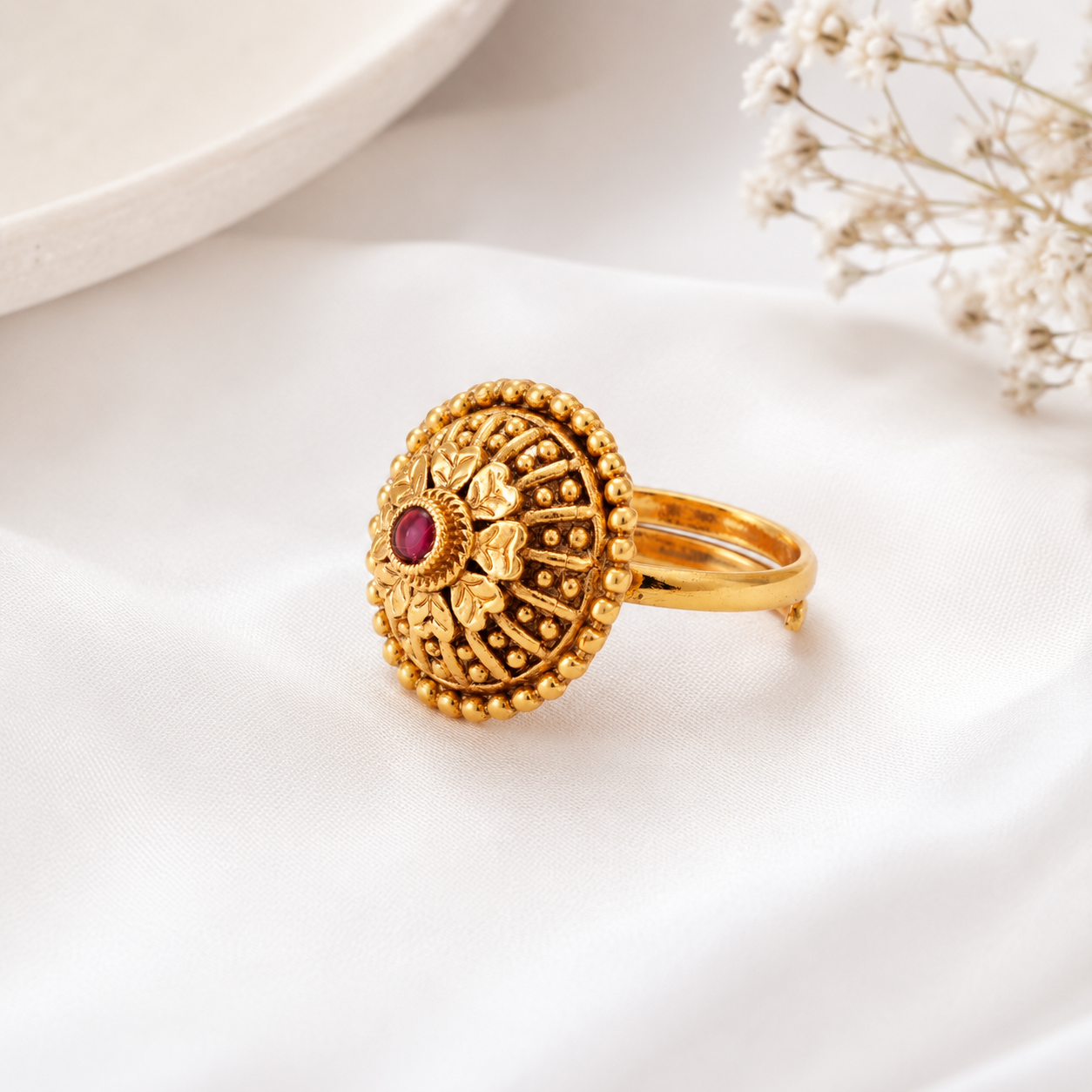 Beautiful heart ruby gold finger ring