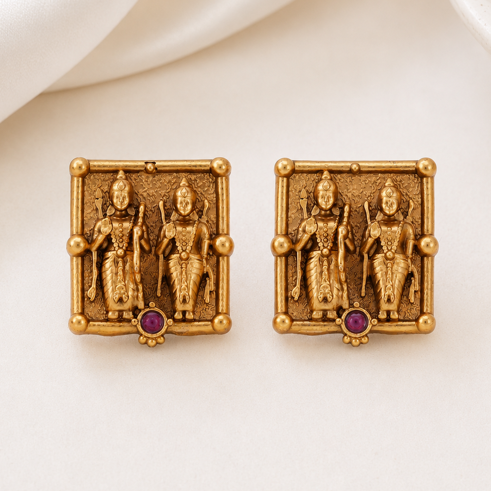 Stunning ram sita gold stud earring