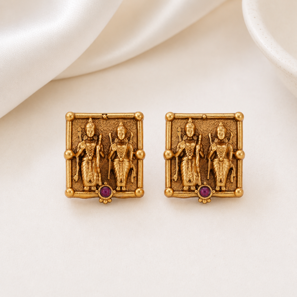 Stunning ram sita gold stud earring