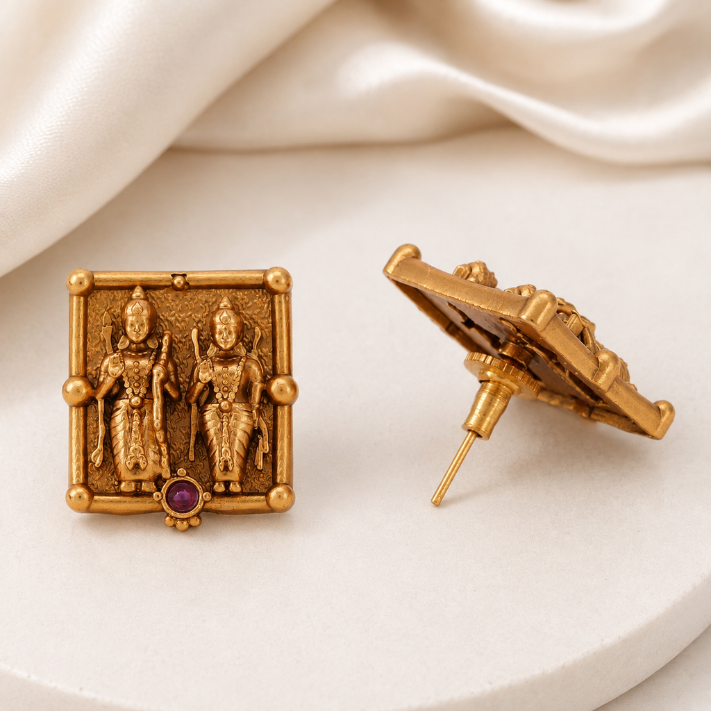 Stunning ram sita gold stud earring