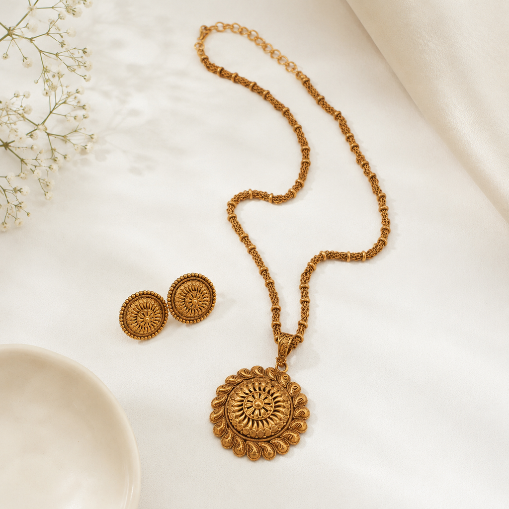 Gold Plated Plain Big Pendant Set
