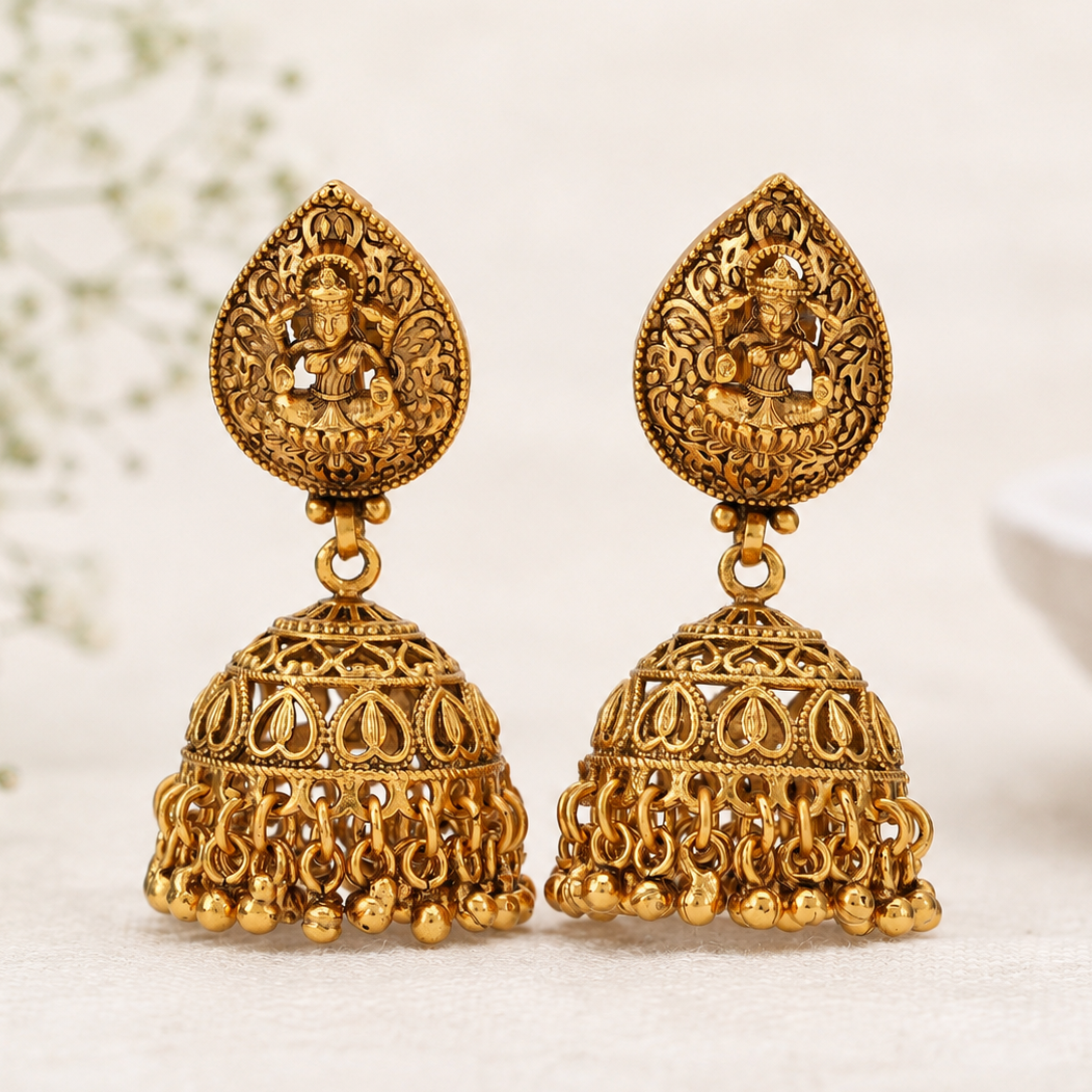 Maa Lakshmi plain gold jhumka earring