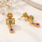 Sleek gold stone necklace set