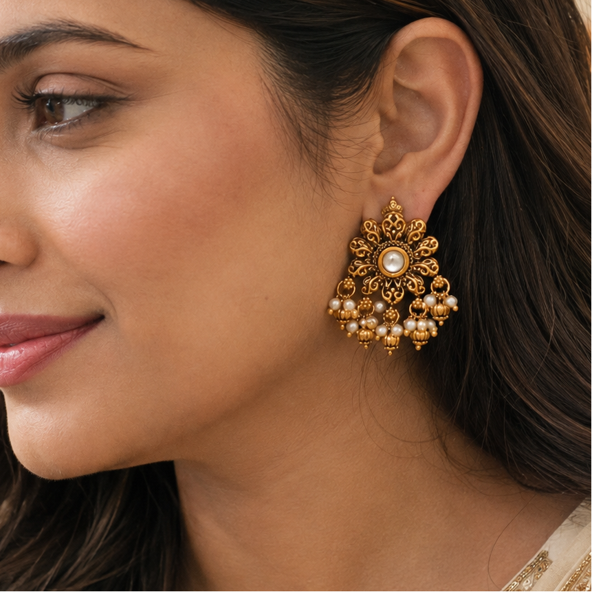 Floral antique gold pearl drop kundan earring