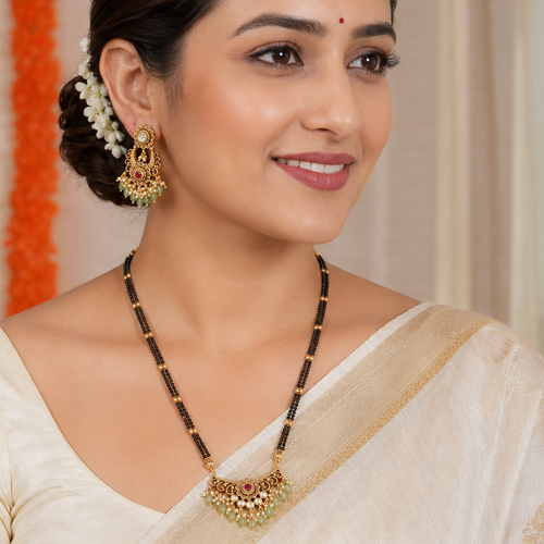 Antique Gold Kundan Multicolor Mangalsutra Set