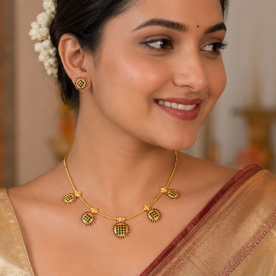 Delicate antique gold stone necklace set