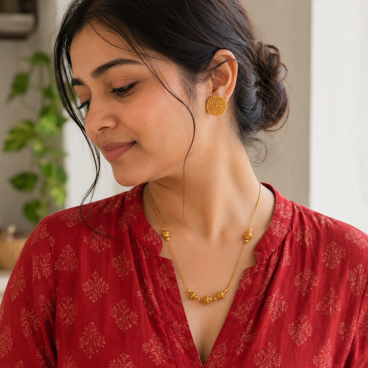 Effortless Elegance Look Minimal Gold Look I  Chain & Stud Earrings Set