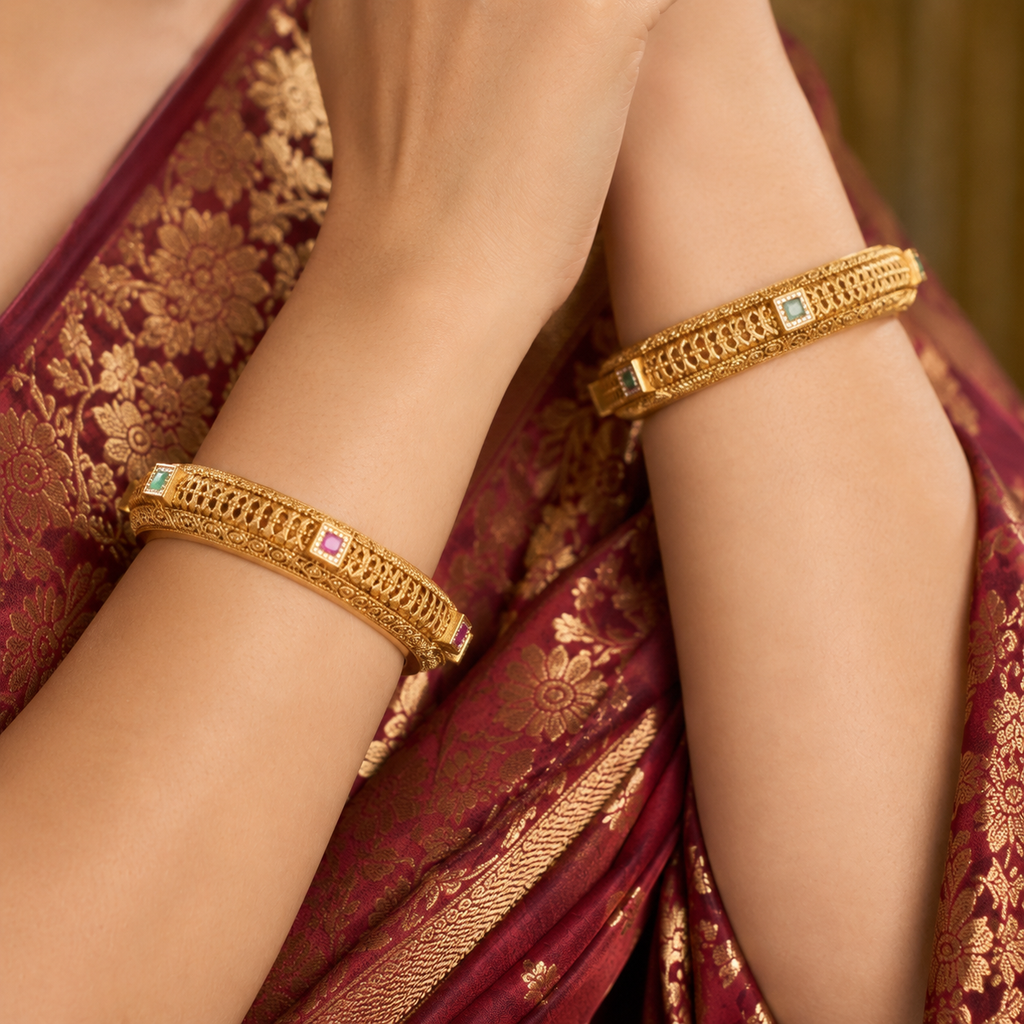 Beautiful intricate plain gold bangle set