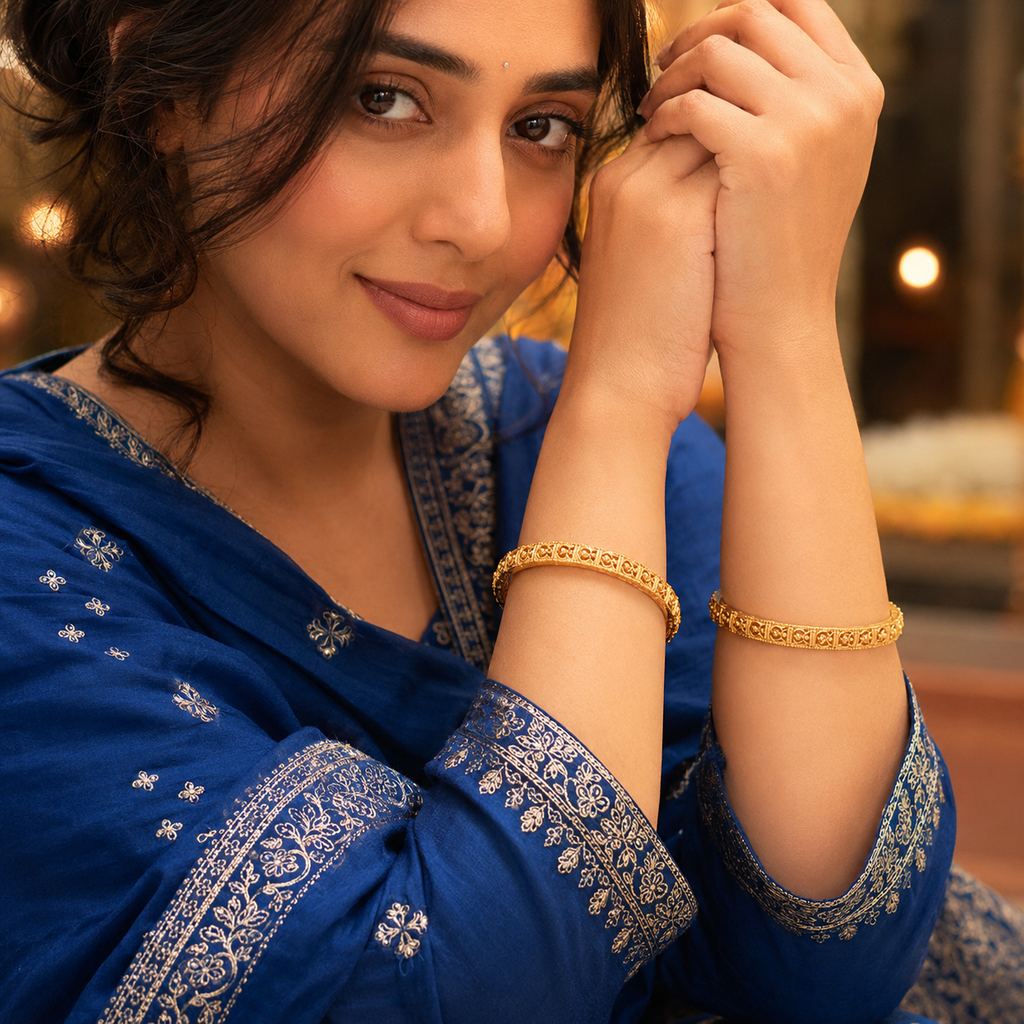 Gorgeous plain gold stone bangle set