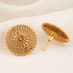 Effortless Elegance Look Minimal Gold Look I  Chain & Stud Earrings Set