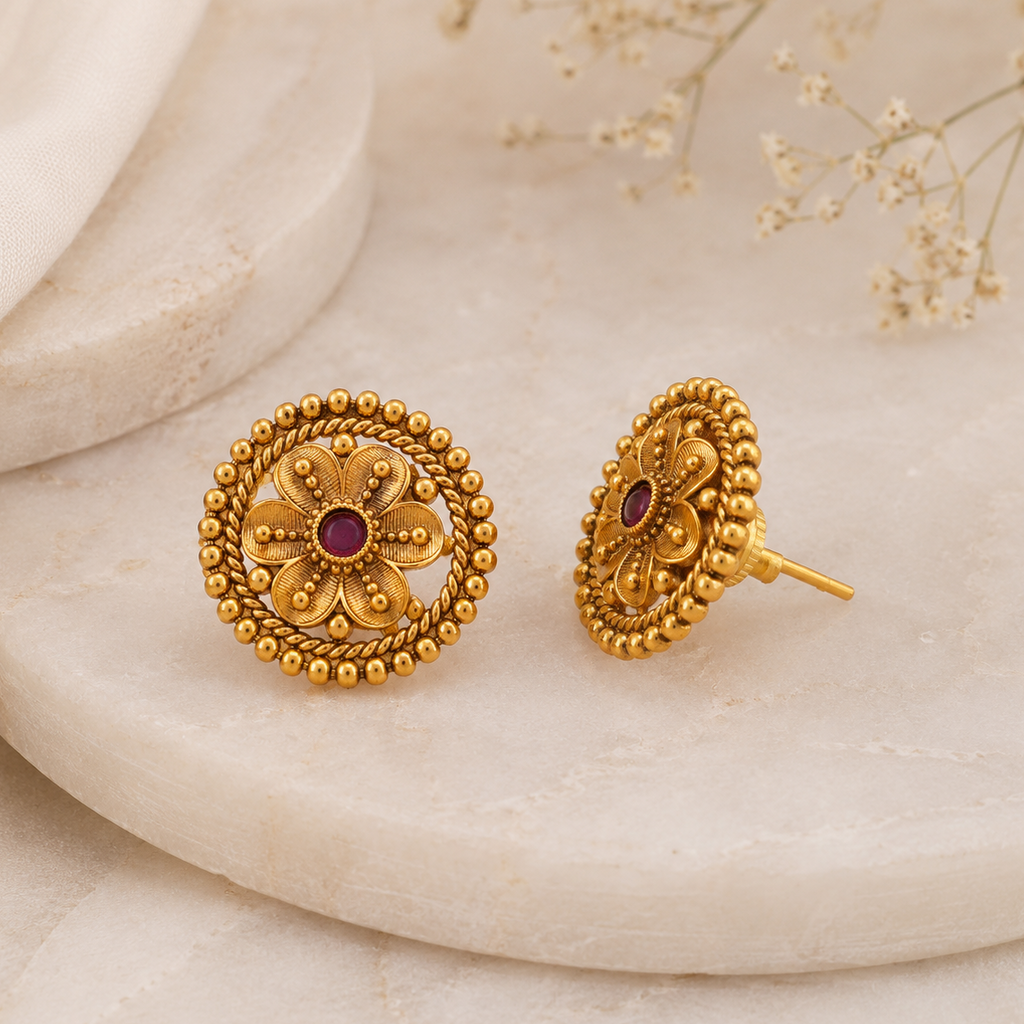 Antique gold floral stone stud earring