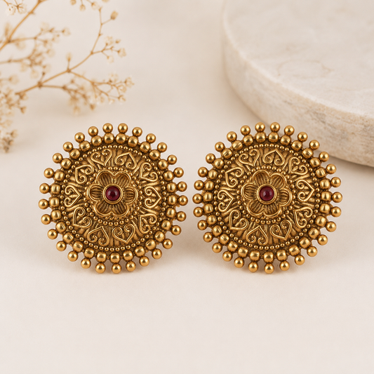 Antique gold plated ruby stone stud earring