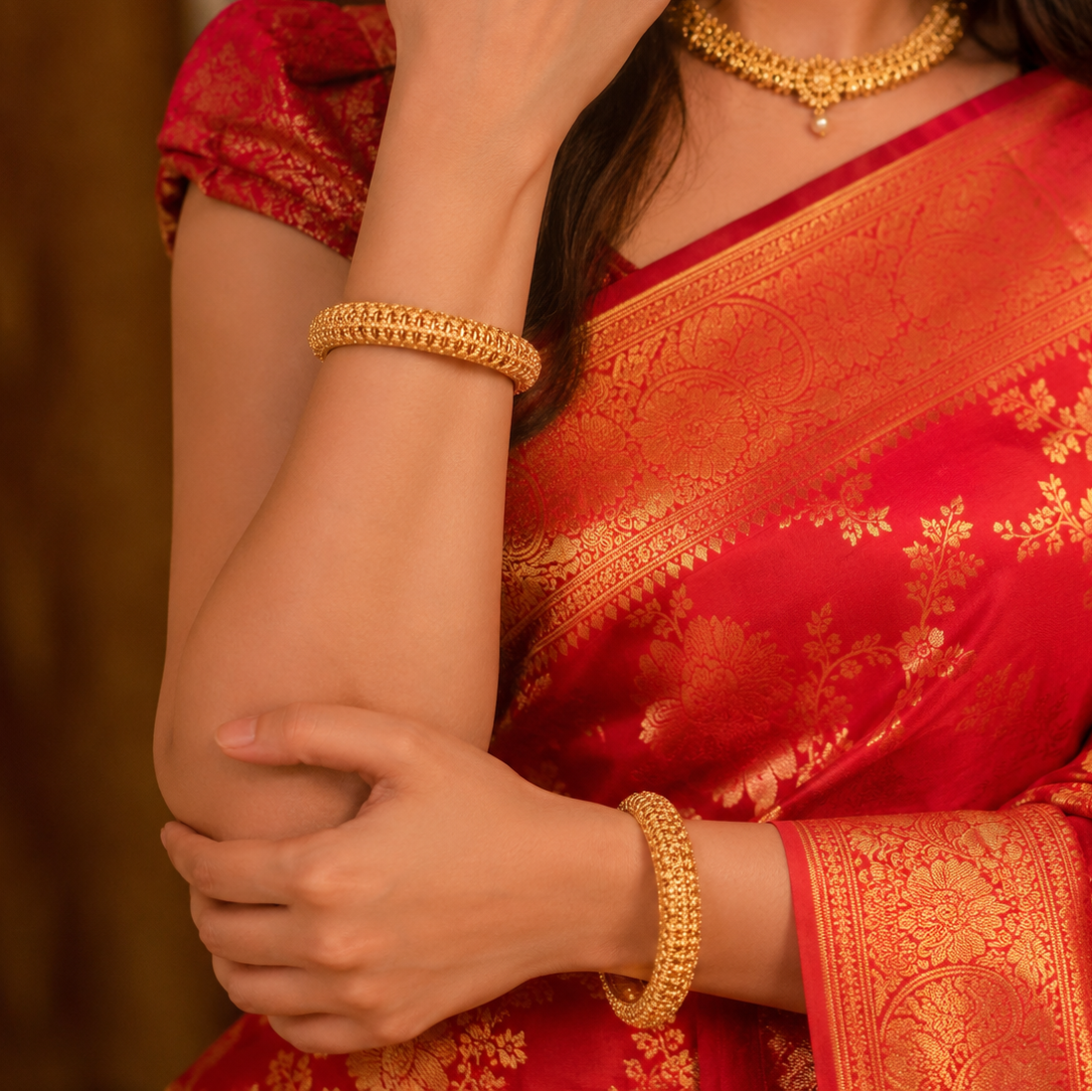 Beautiful plain high gold bangle set
