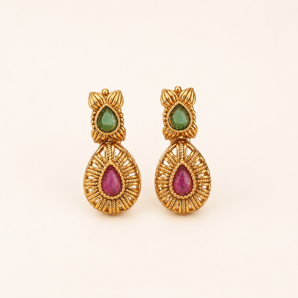 Cute elegant  antique stone gold necklace set
