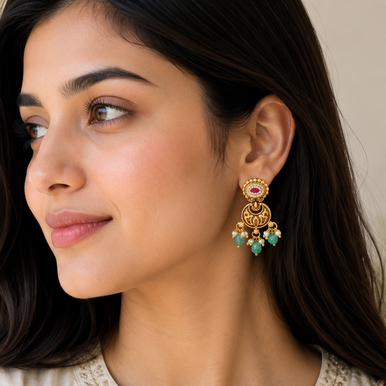 Cute stunning stone antique gold stone drop earring