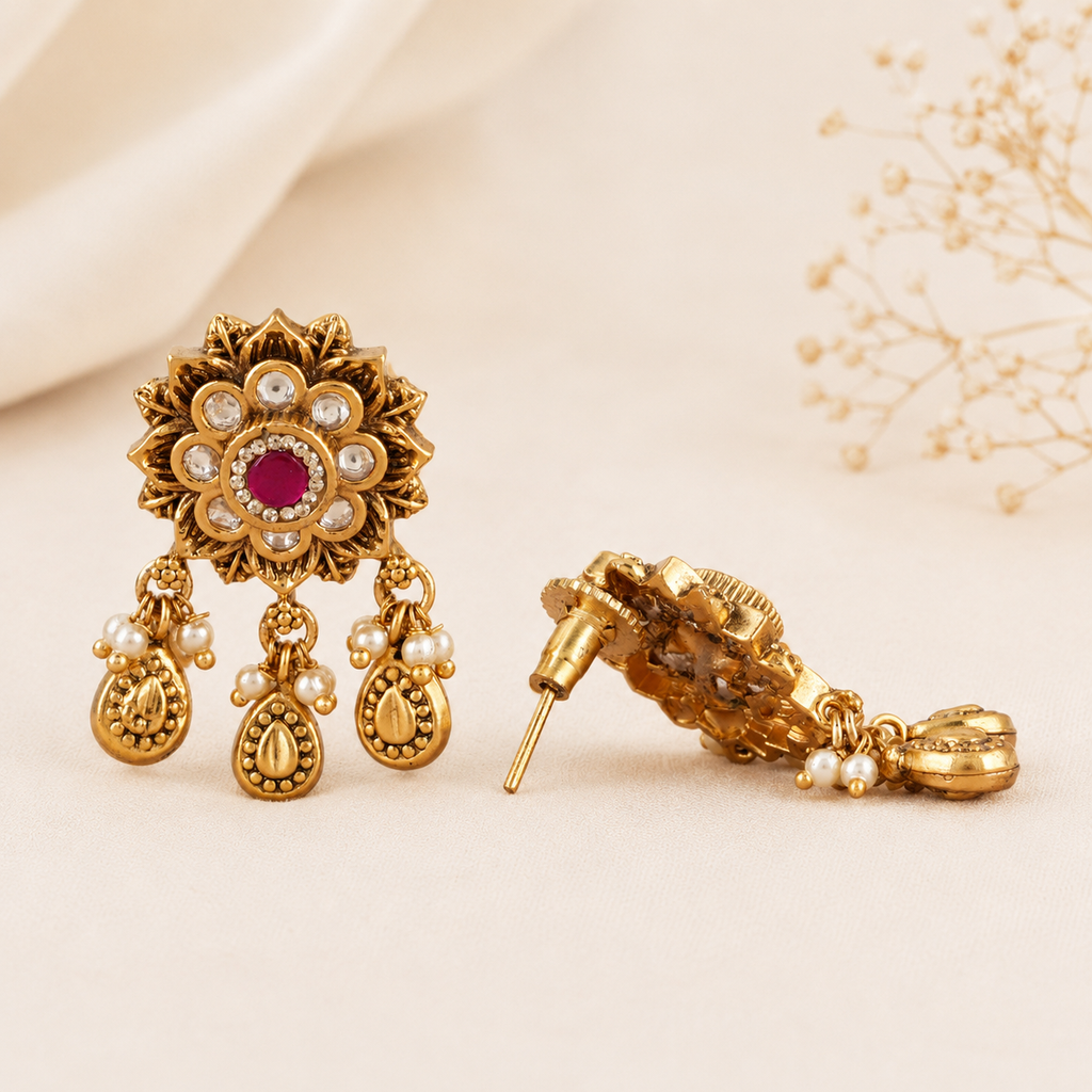 Cute antique gold plated  kundan earring