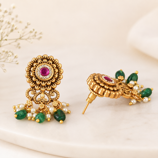 Cute kundan stone antique gold floral earring