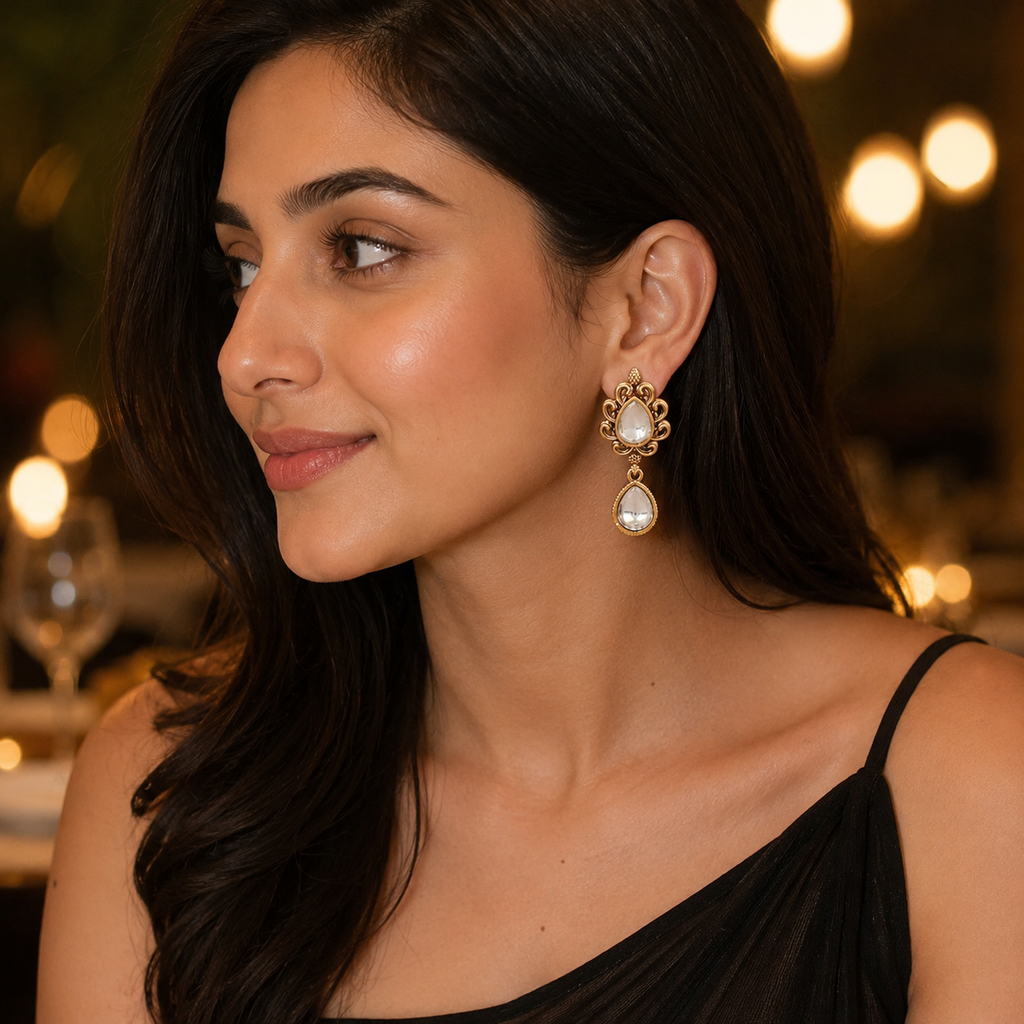 Stunning antique gold kundan earring