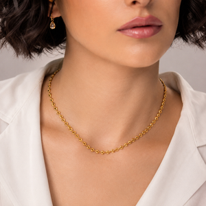 Beautiful plain sleek chain for women