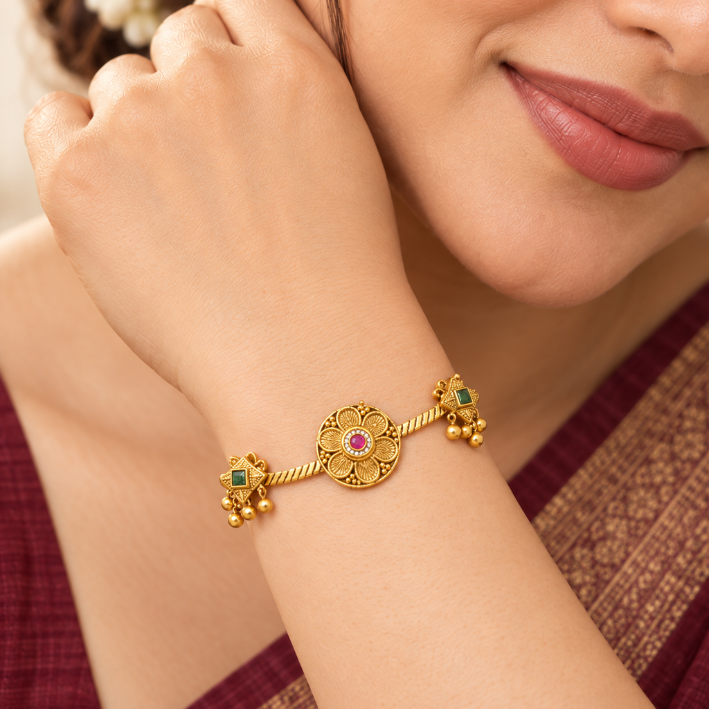 Beautiful floral antique gold bracelet