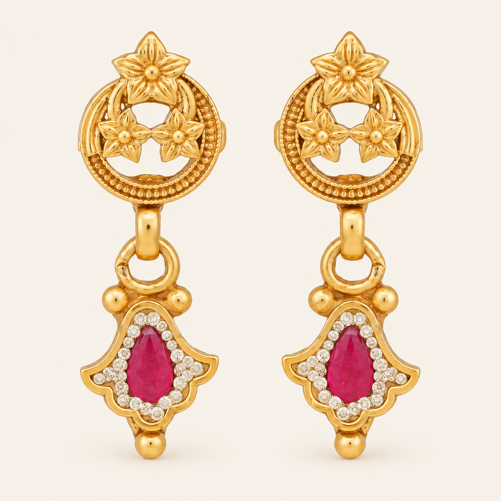 Sleek antique gold necklace set