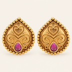 Stunning pear shape antique gold pendant set