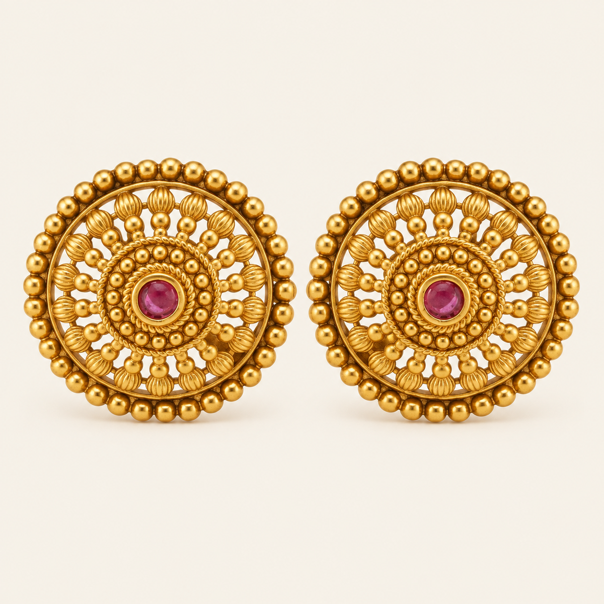 Beautiful floral antique gold pendant set