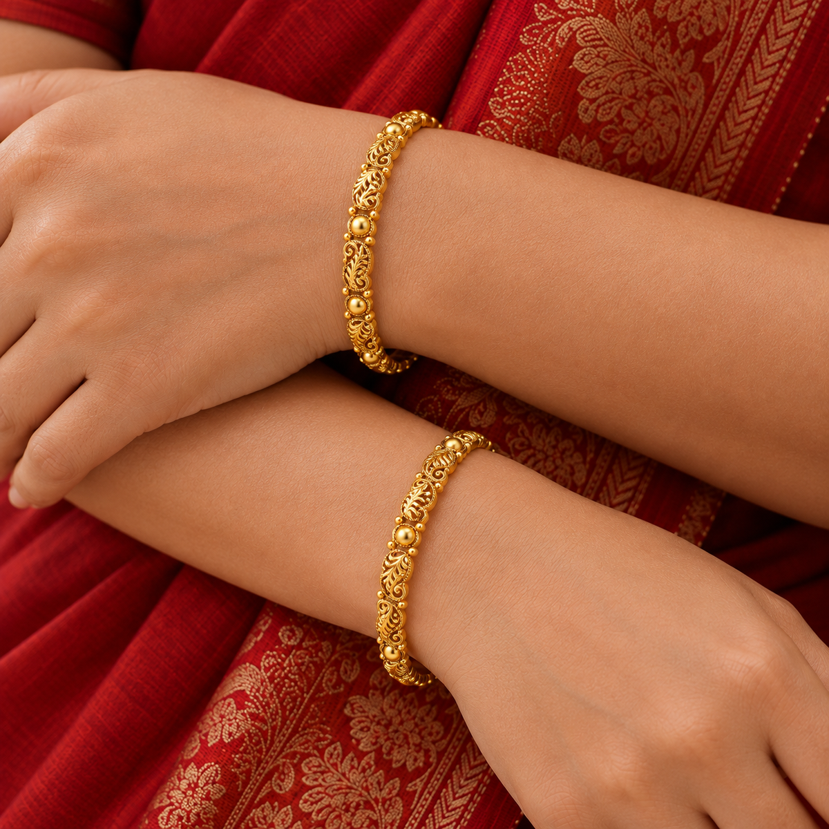Gold Plated Paisely Plain Bangle Set