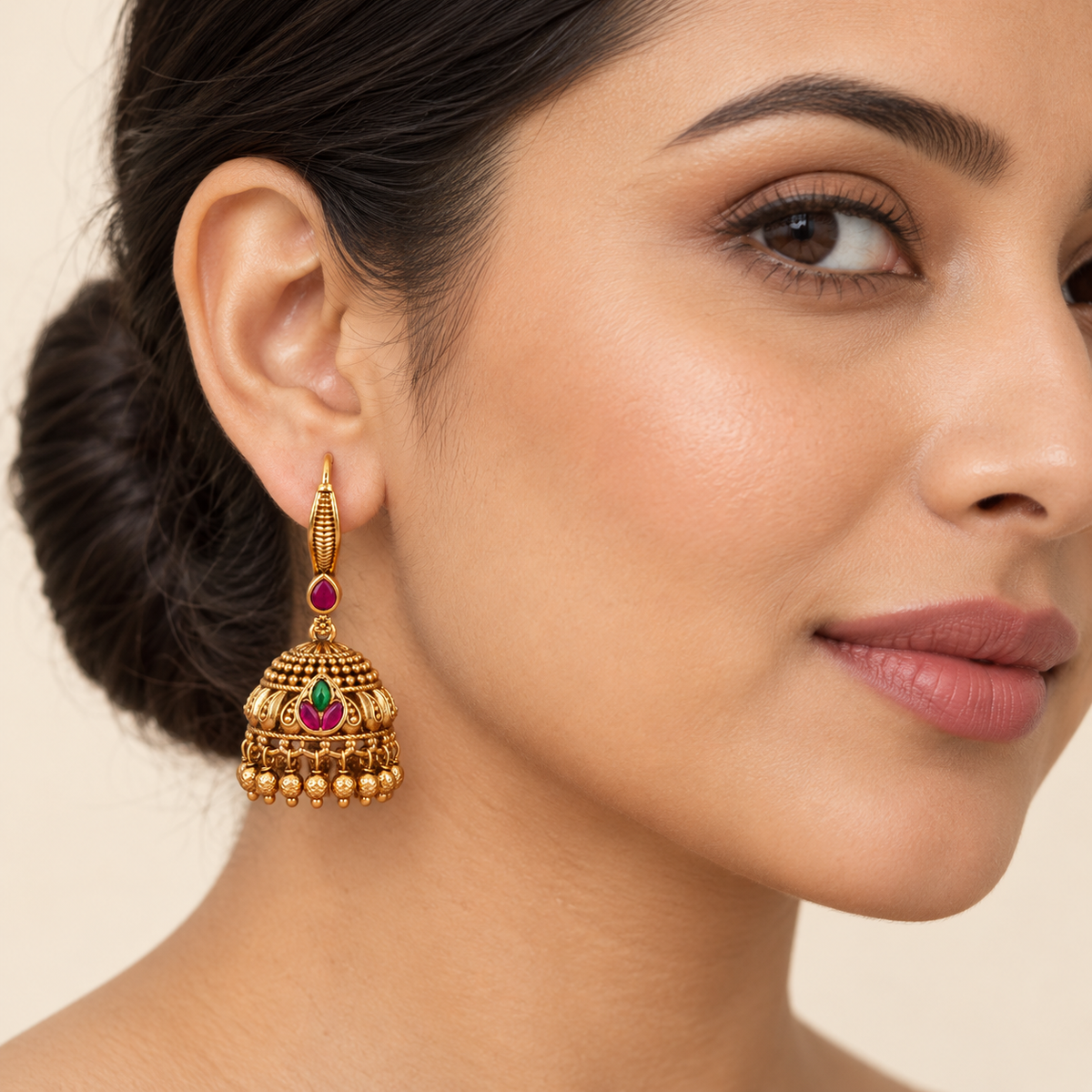 Antique Gold Stone Jhumka Earring
