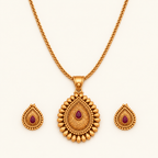 Amazing antique gold pear shaped antique gold pendant set
