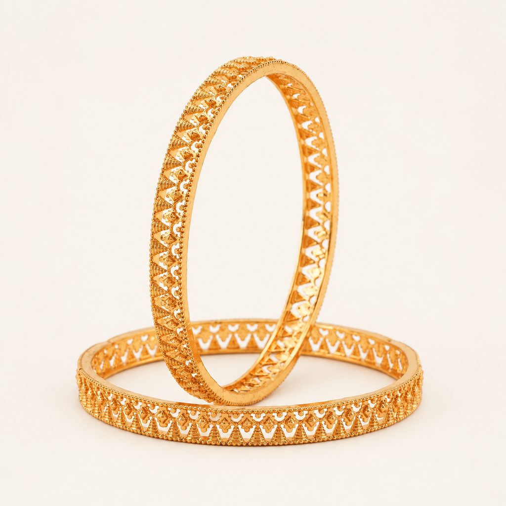Beautiful plain sleek bangle set