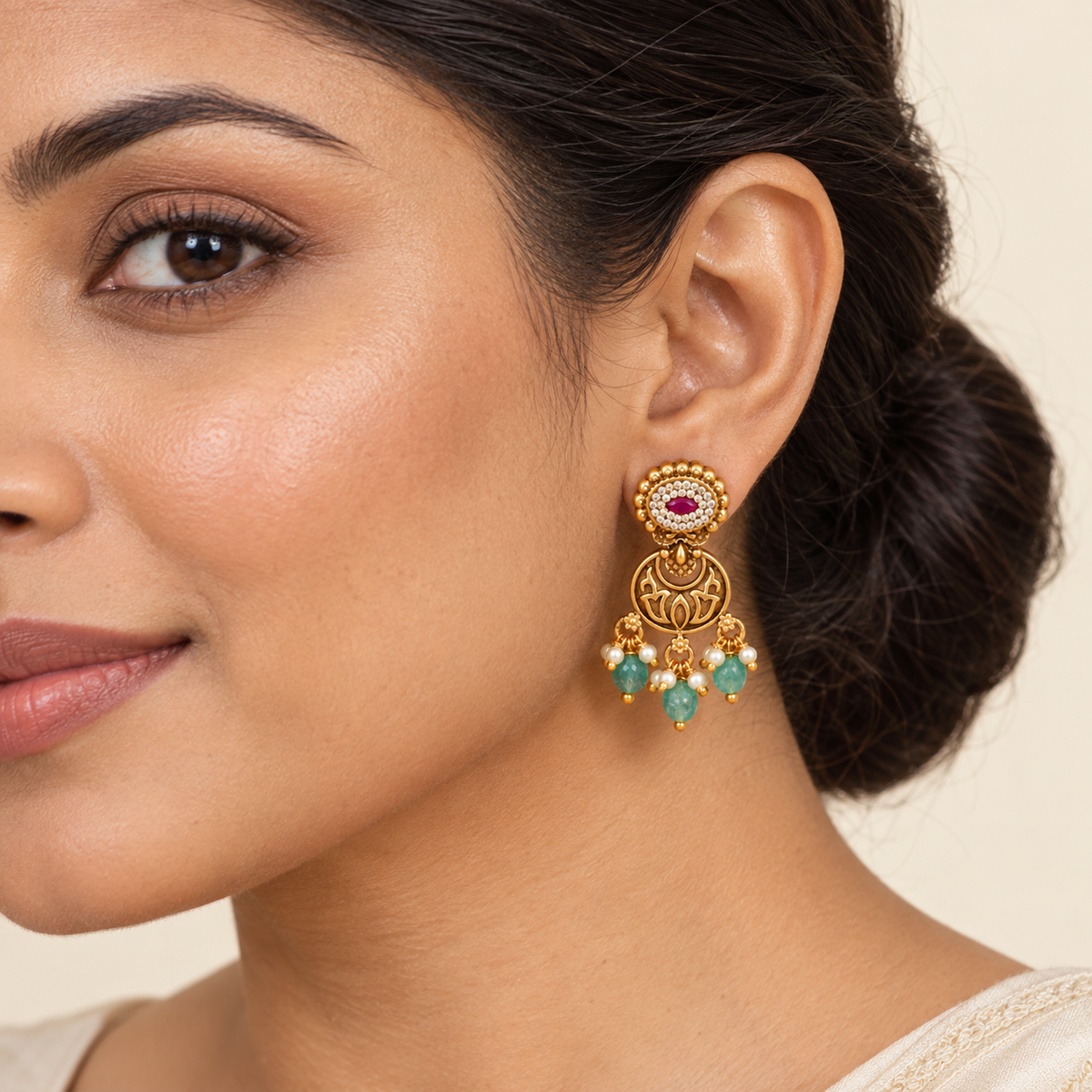 Cute stunning stone antique gold stone drop earring