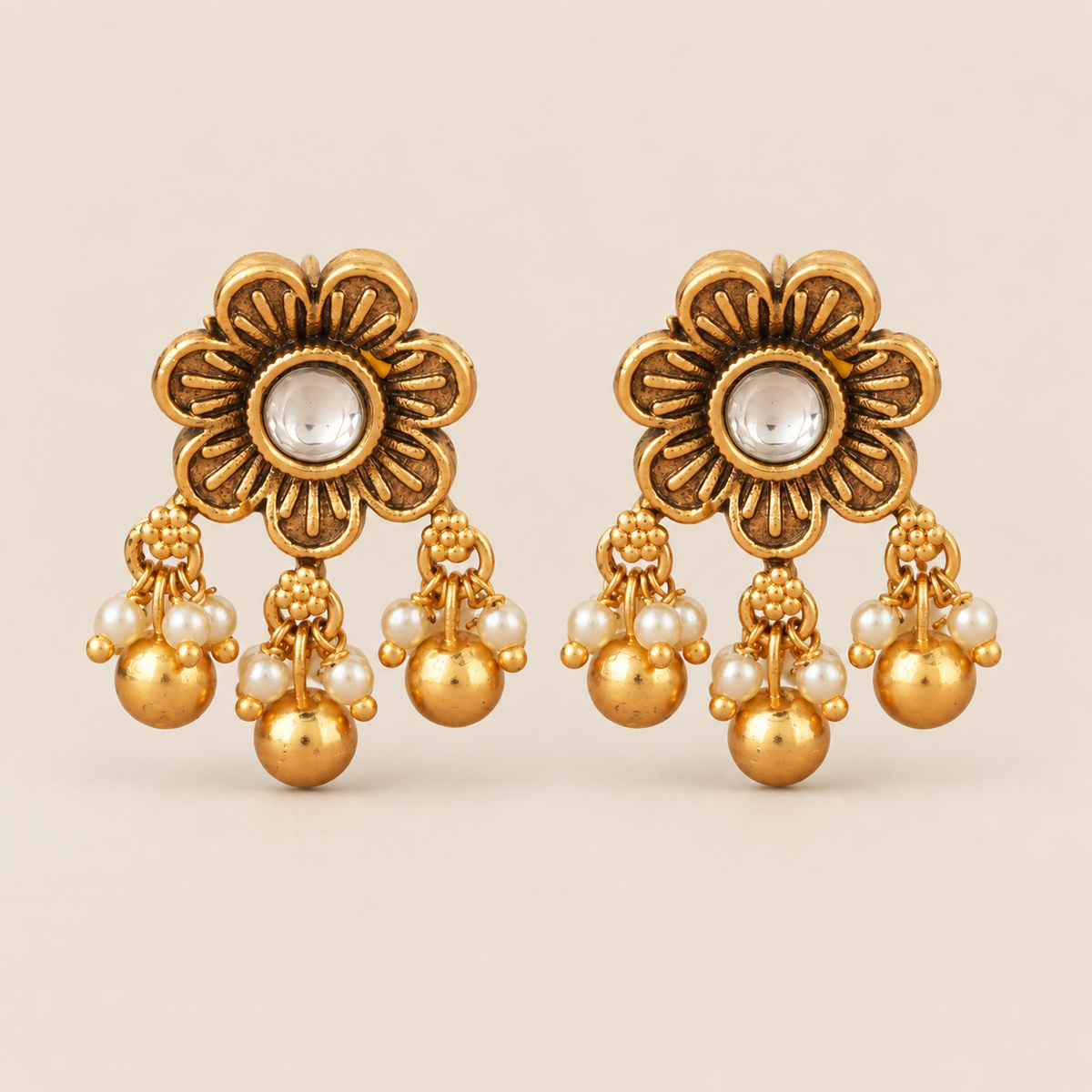 Cute antique gold ball kundan earring