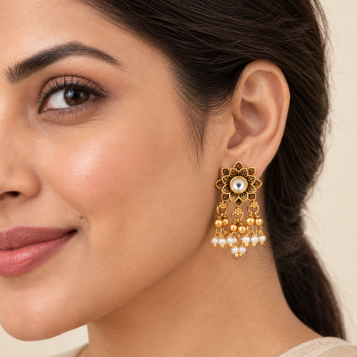 Antique Gold Kundan Earring