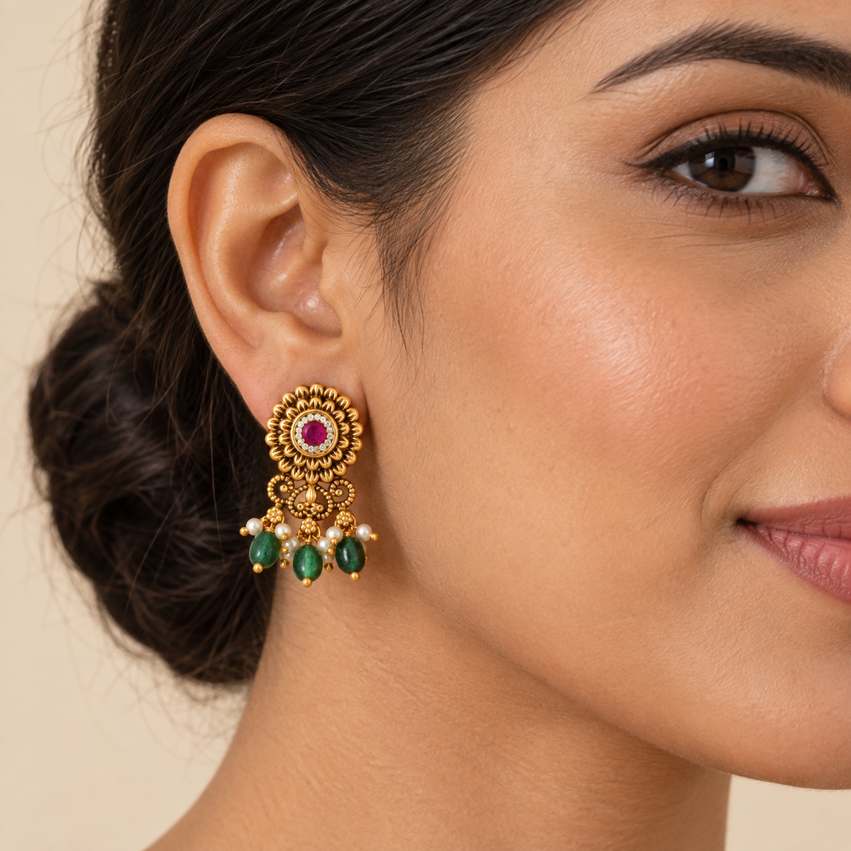 Cute kundan stone antique gold floral earring