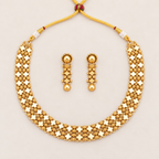 Stunning plain gold necklace set