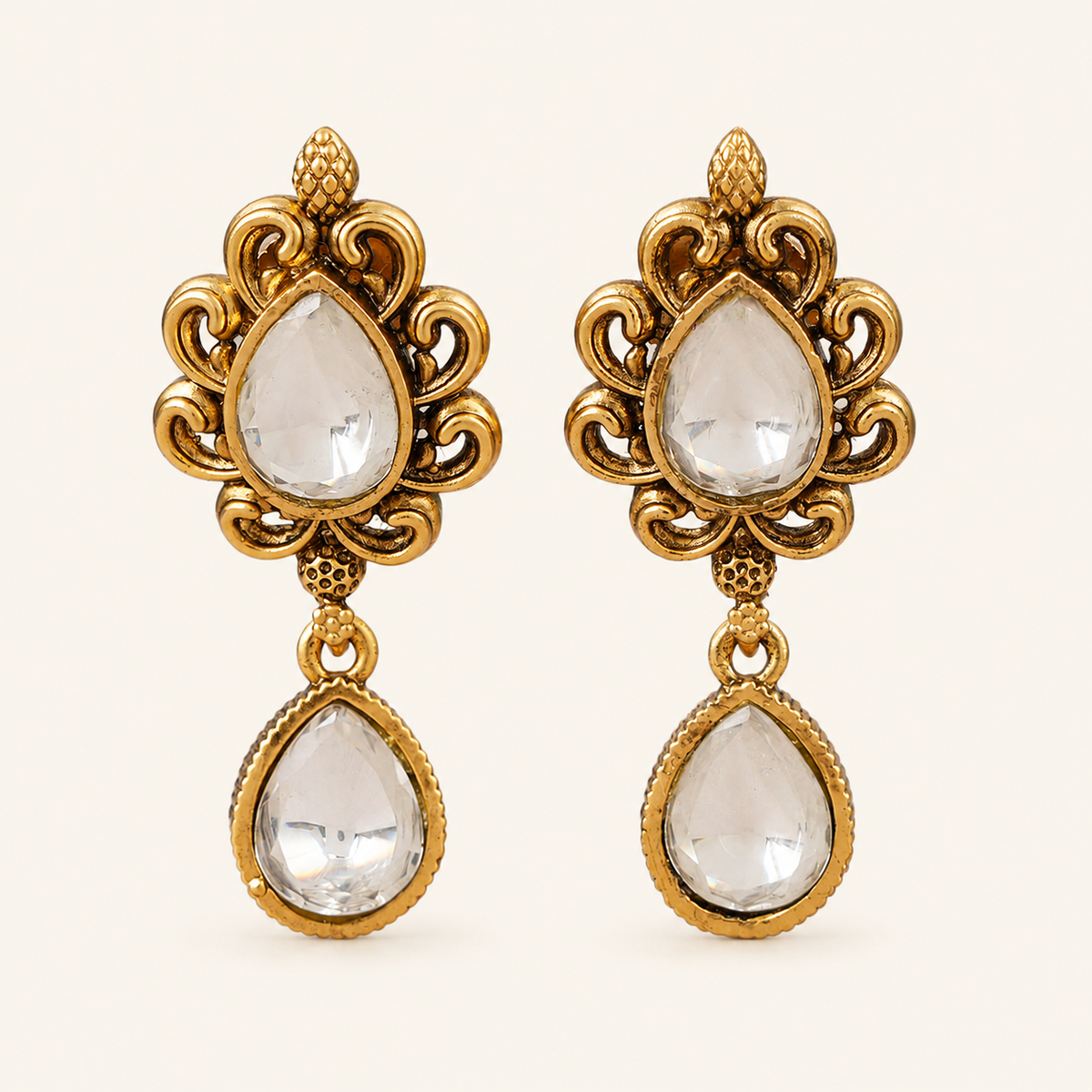 Stunning antique gold kundan earring