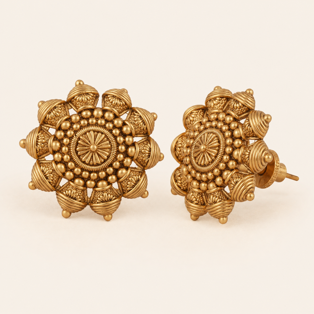 Antique Gold Plain Stud Earring