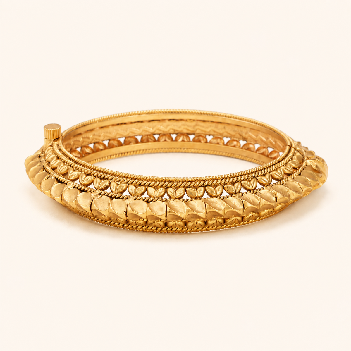 Stunning plain gold pacheli kada bangle