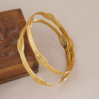 Elegant gold plated bangle set