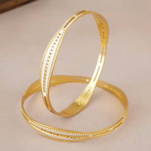 Dual tone gold plated bangle set