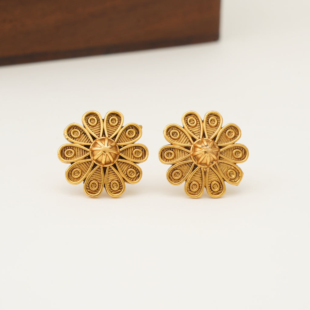 Amazing antique gold floral pendant set