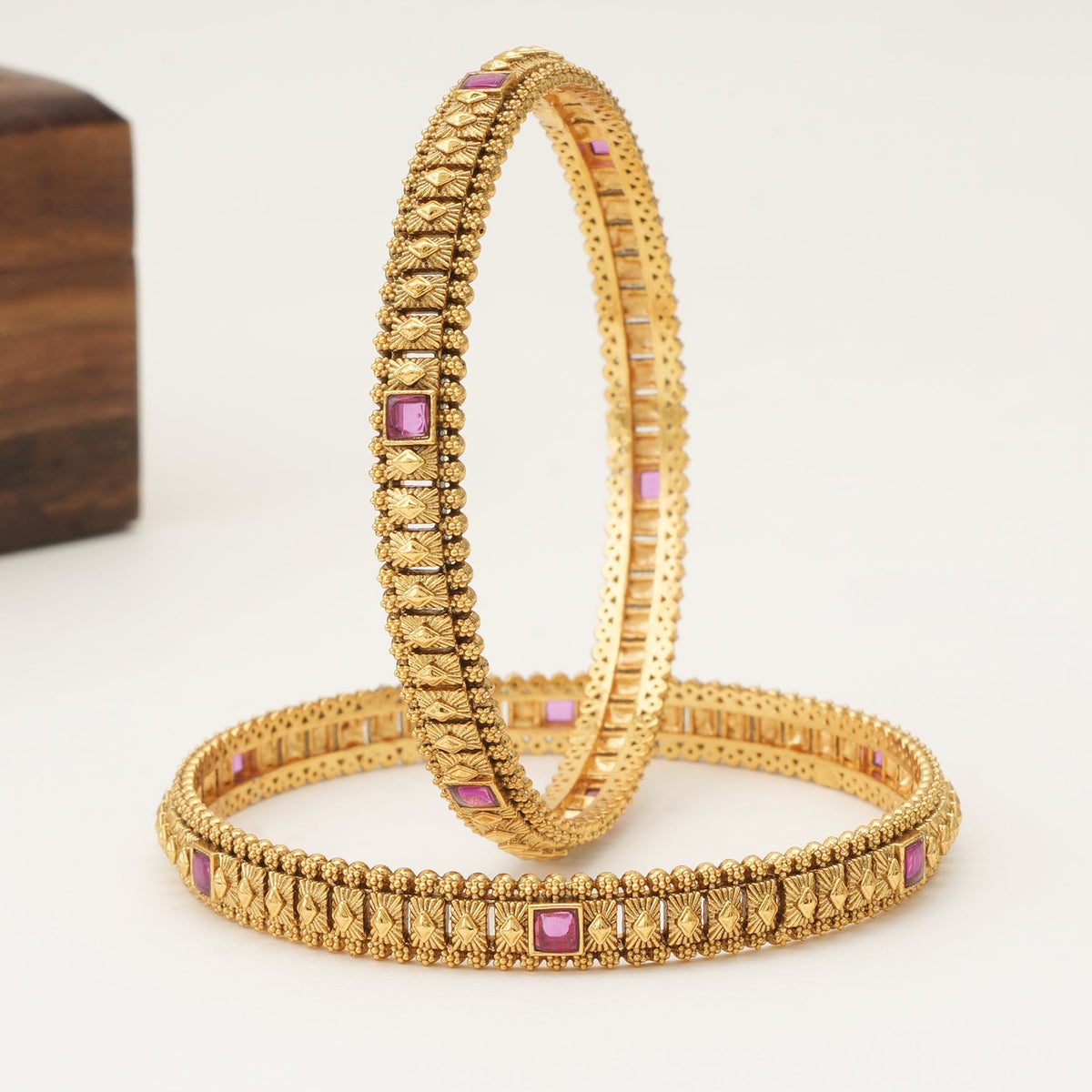 Stunning antique gold stone Bangle Set
